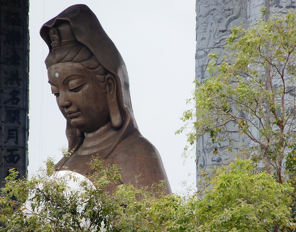 Kuan Yin Kek Lok Si Pinang