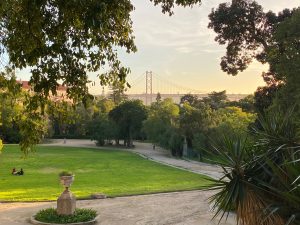 Best time to visit portugal