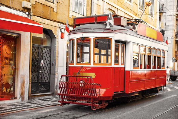 lisbon tourist tram map